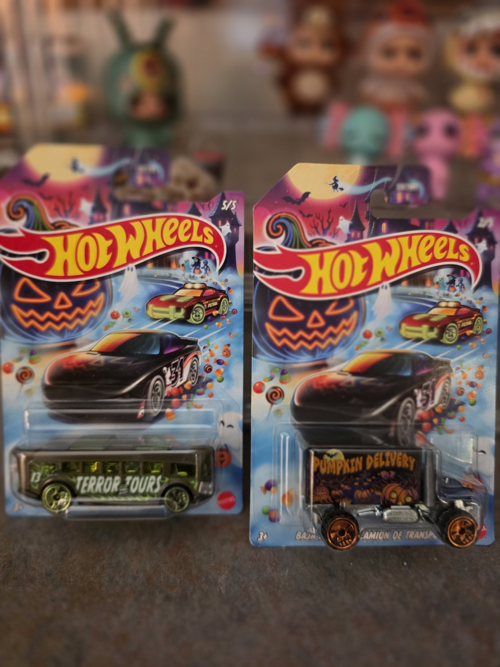 HOT WHEELS Halloween Mini Truck Toy - Green and Orange Options